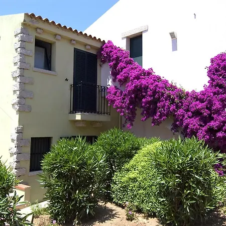 Borgo Del Tennis - Sa Ventana 2 Bed & Breakfast